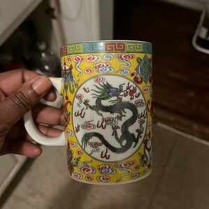 6 Assorted Coffee Mugs